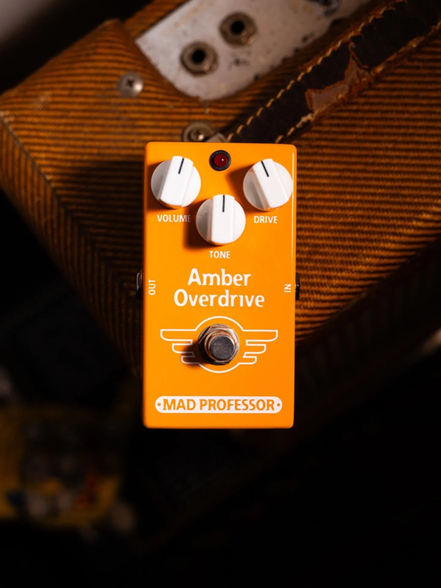 MP AMP Amber Overdrive — overdrive boutique con dinámica real, medios dulces y respuesta ultra sensible al toque. USD 220.